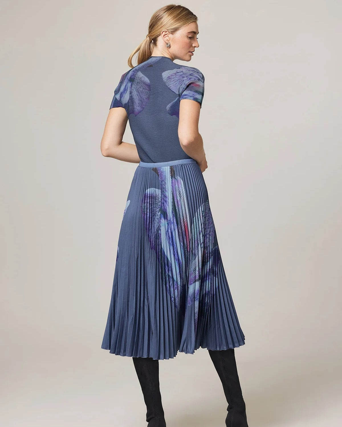 Wild Cosmos | Blue Grey Floral Pleated Skirt