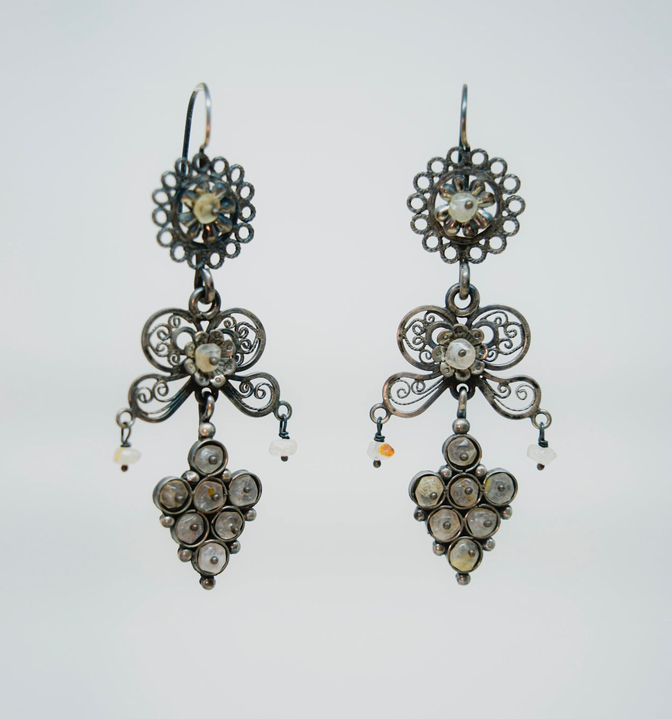 Mexican sterling silver filigree earrings with moonstone beads