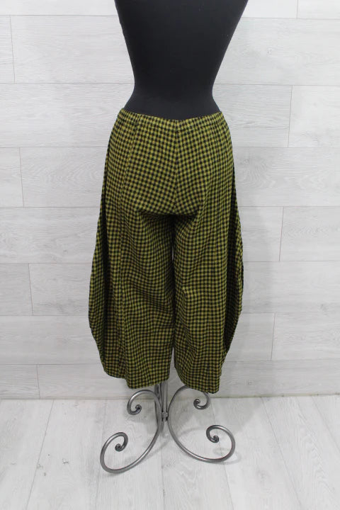 Checkered Pants / Eleven Stitch