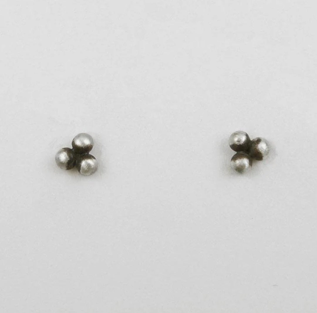 Three Ball Clover Post Earrings / Jane Diaz