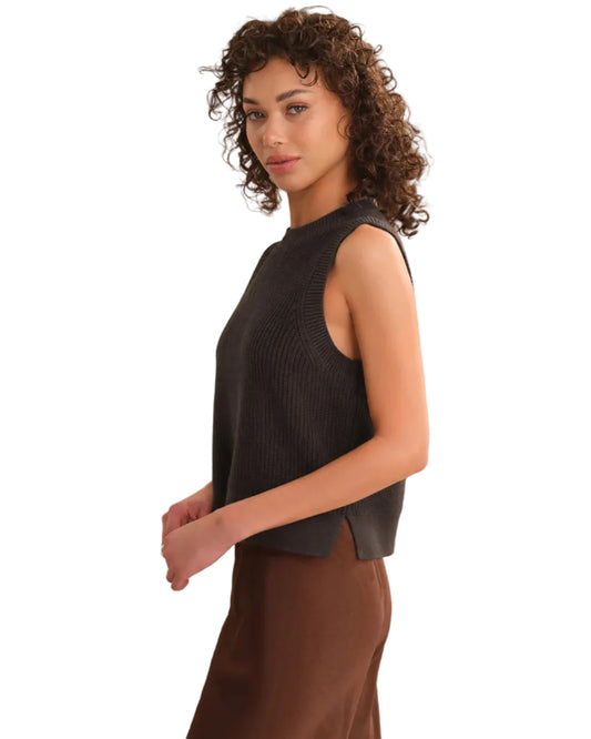525 | High Crewneck Knitted Sleeveless Top