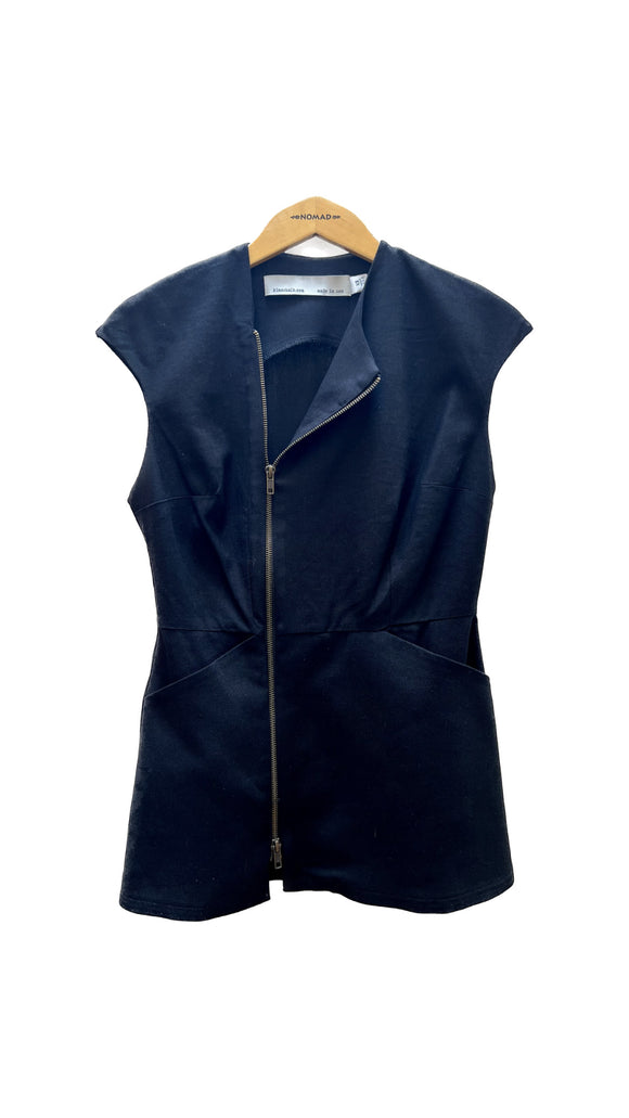Double Pocketed Ferrier Zipped Top in Black-- Only 1 Left! | Kim Schalk
