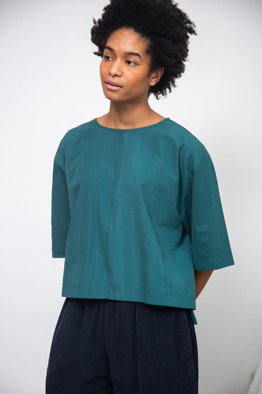 Shay Organic Cotton Jersey and Poplin Top in Pine / Beaumont Organics