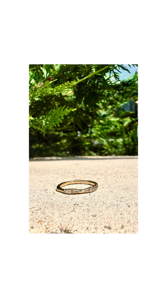 The Champagne & White Diamond Promise Ring in Size 6.5 | Sirciam