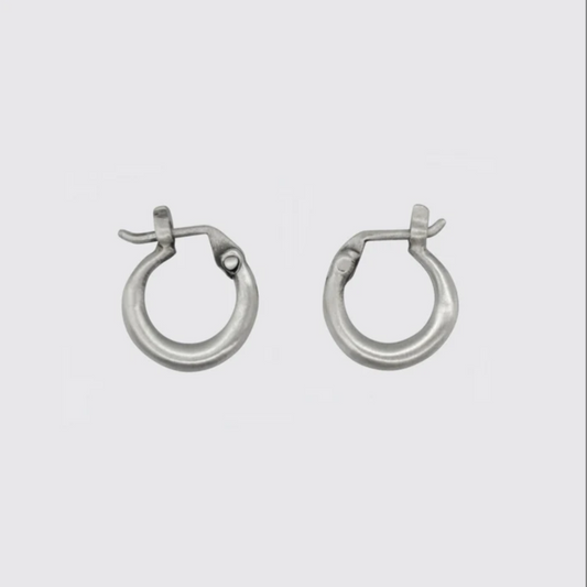 Tiny Hoop Earrings / Jane Diaz