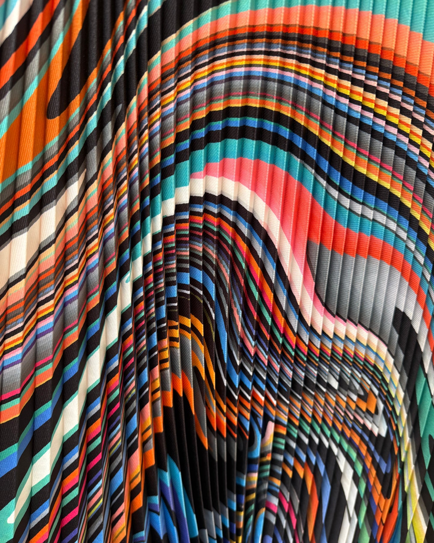 Wild Cosmos | Multicolor Abstract Paint Pattern Pleated Skirt