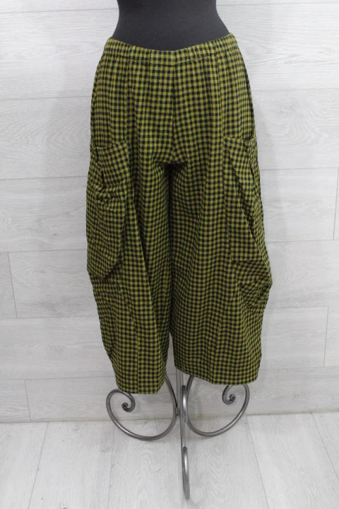 Checkered Pants / Eleven Stitch