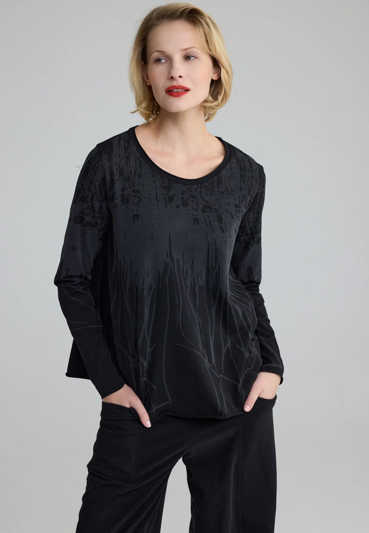 SELENE Laser-burn jersey blouse / LUUKAA