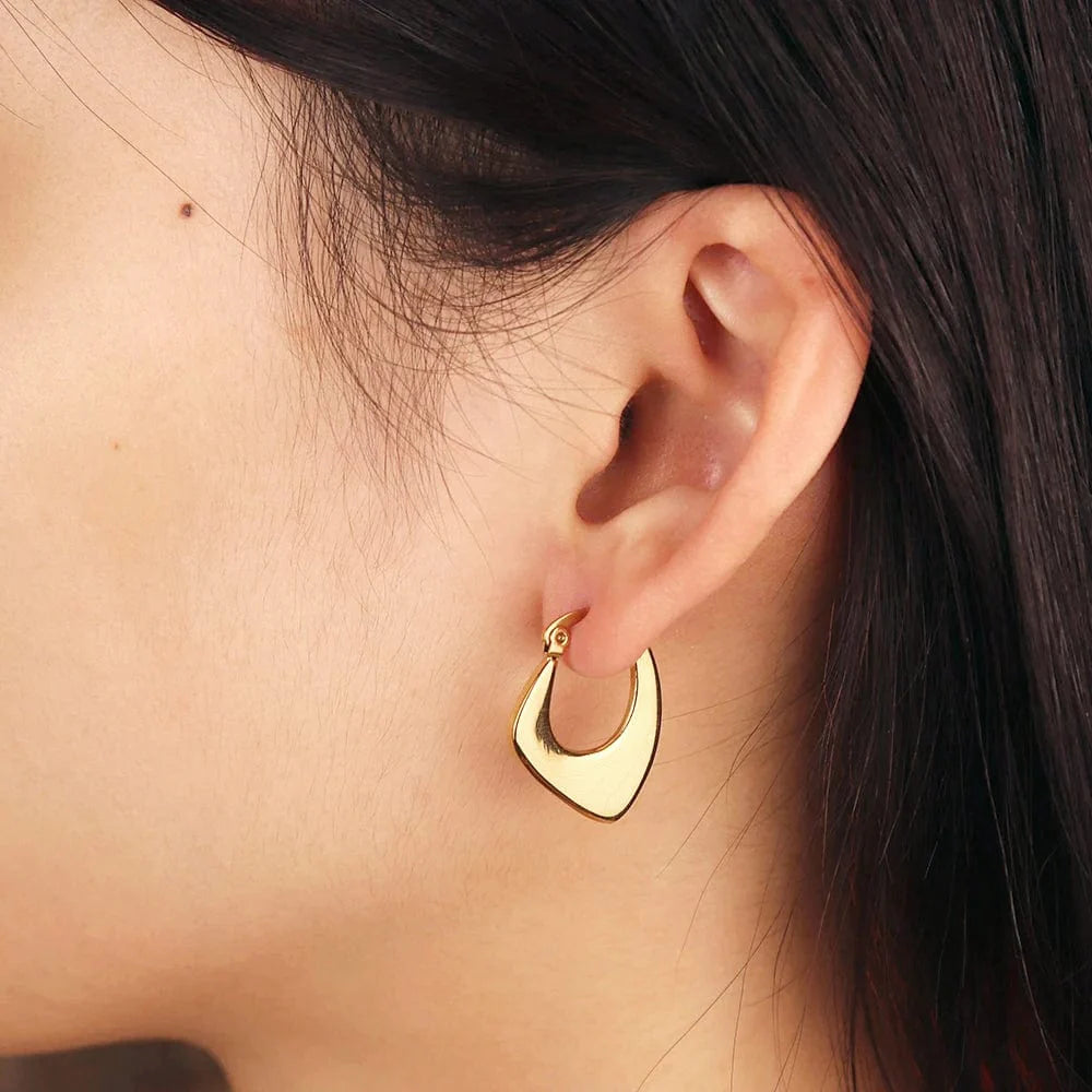 Lila Hoop Earring/ Lover's Tempo