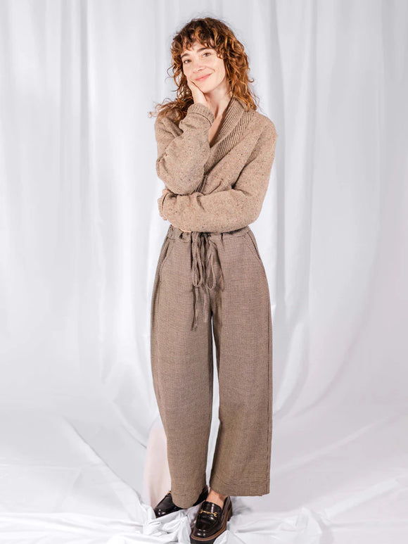 Emmy Drawstring Pant in Houndstooth | Mata Traders