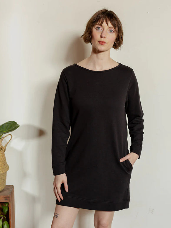 Sweatshirt Dress in Black | Mata Traders