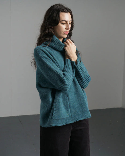 Adela Jumper / Bibico