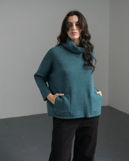 Adela Jumper / Bibico