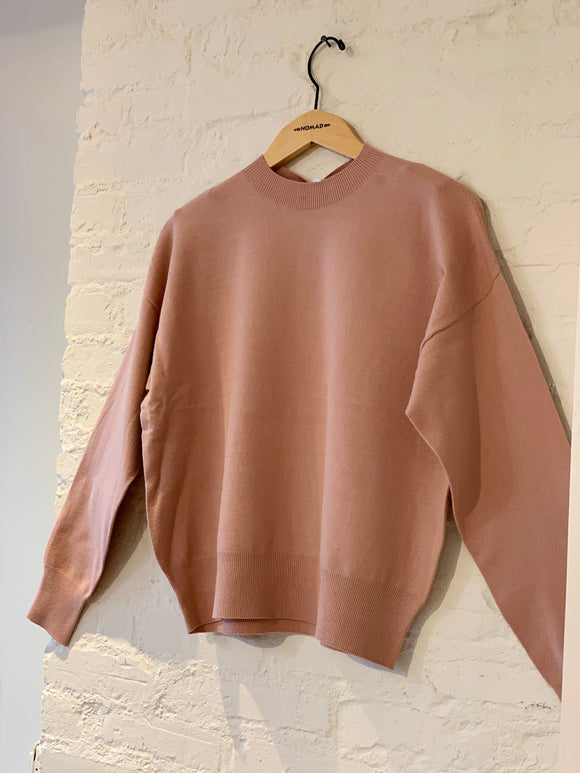 Seamless Crewneck Sweater by 525